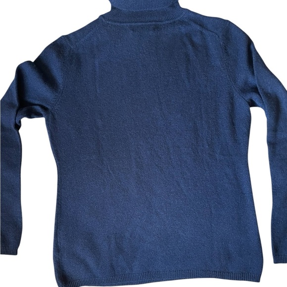 Cashmere Charter Club Luxury Turtleneck Sweater Size Medium Petite - Picture 10 of 10